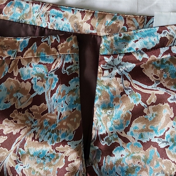 Silky A-line skirt - Picture 3 of 7